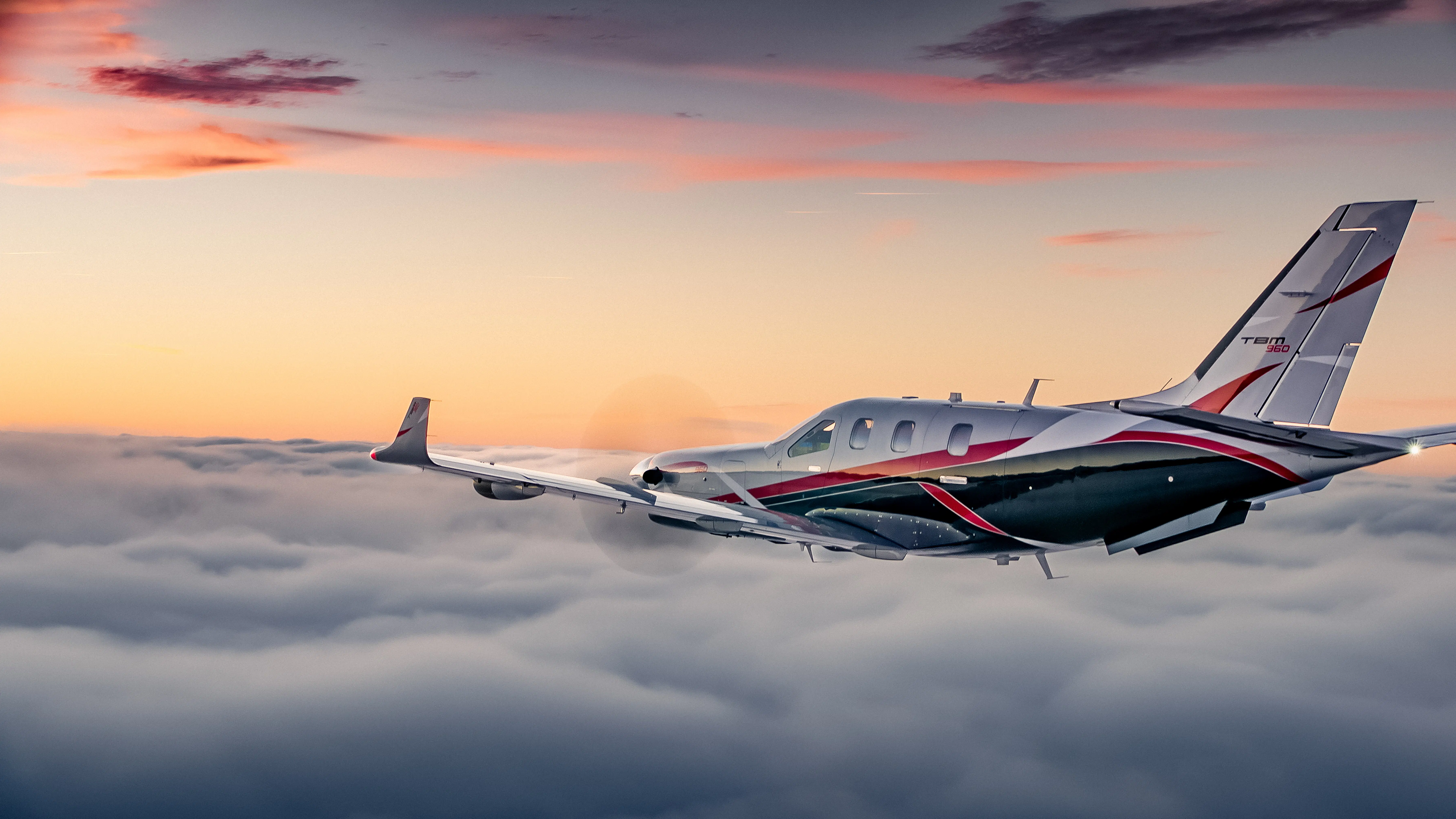 The TBM 960 | Elliott Jets