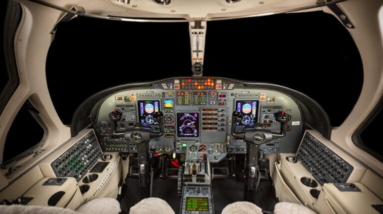 2002_Citation_Bravo_White-5