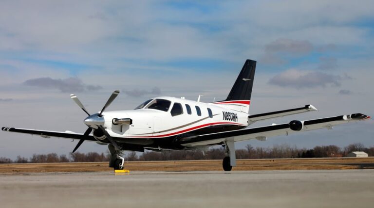 2012_Socata_TBM_850-1