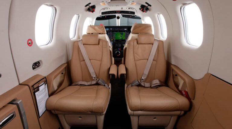 2012_Socata_TBM_850-2