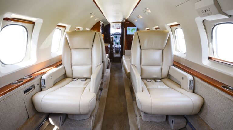 258179-Interior-Aft-Fwd-Elliott-Web