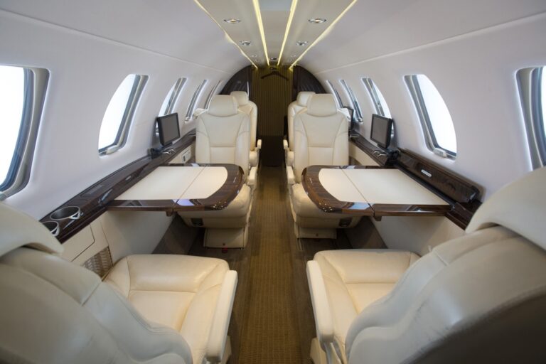 525C-0048-interior-3_1200x800