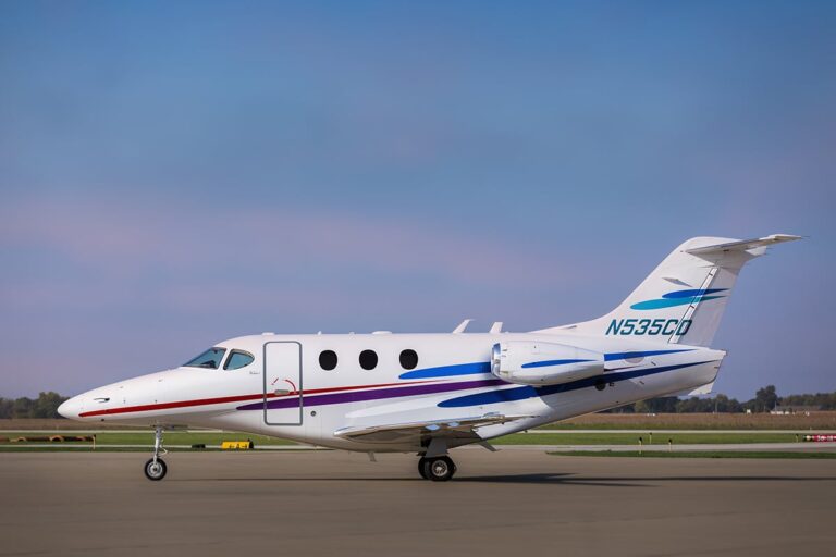 535CD_Premier_Elliott_Aviation_by_FossImagery_003