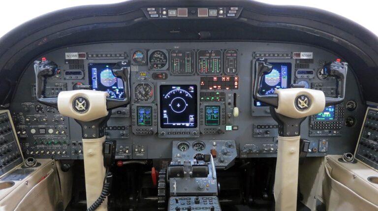 560-0338-Panel-2-921x5151-1