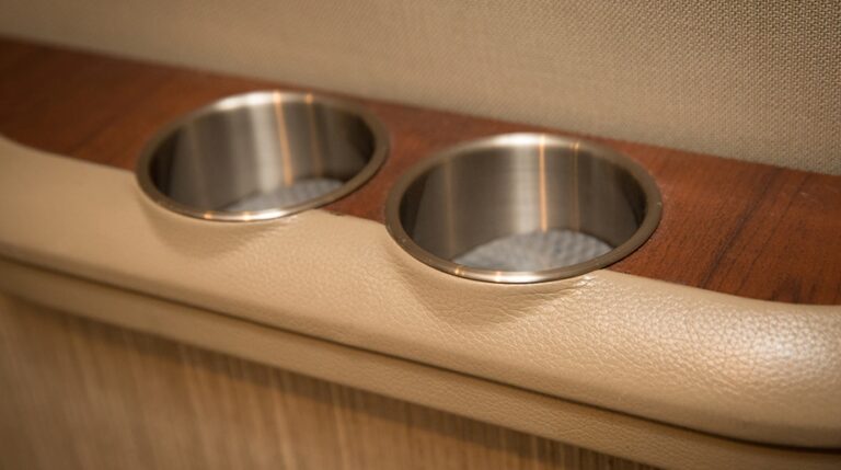 560-0785-Cupholder-921x515-1