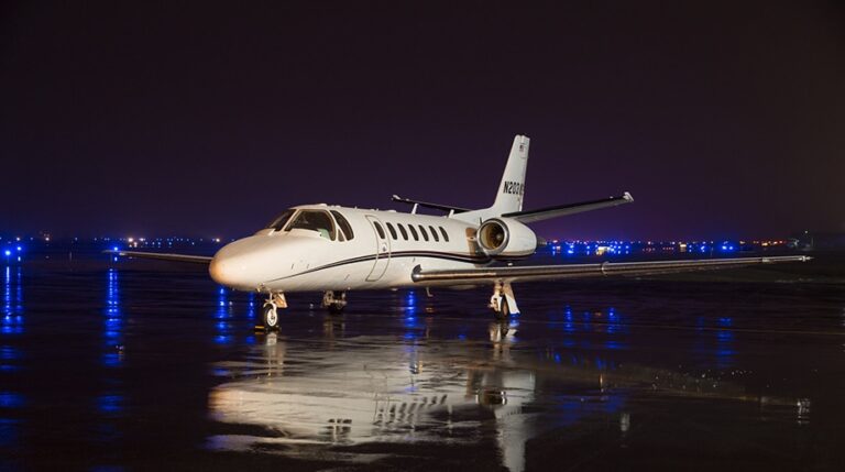 560-0785-NIght-Exterior-921x515-1