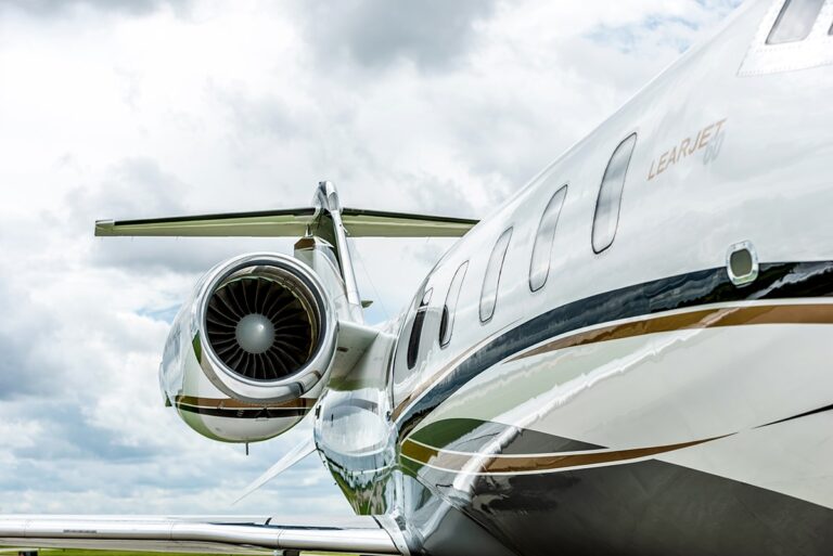 60-0286_LEAR-60SE30