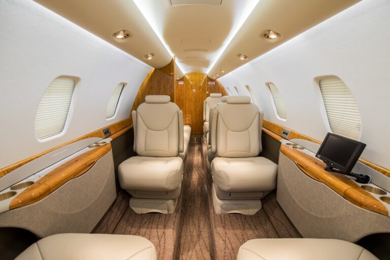 680-0213_interior_1200x800