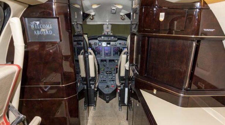 750-0043-Galley-921x515-1