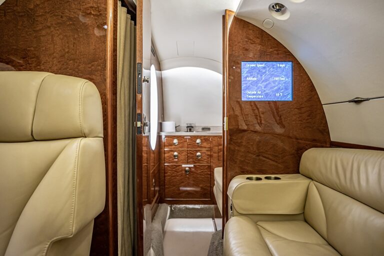 900XP-N416RR-15-low-res