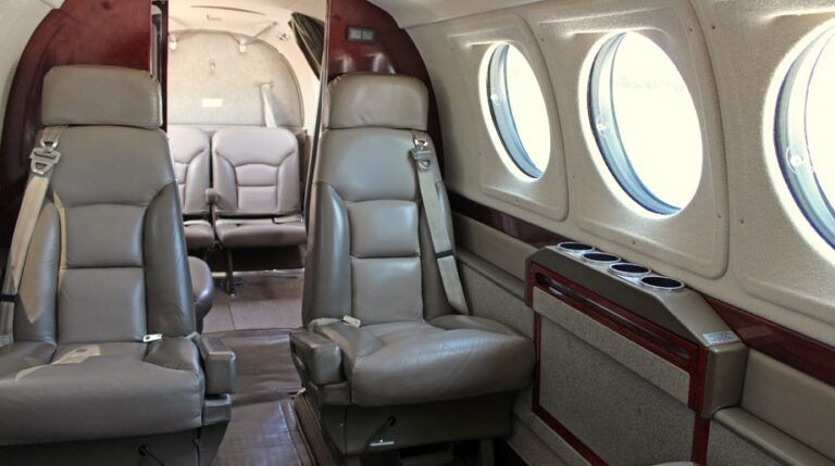 BB-1627-Interior-Aft-921-x-515-cc
