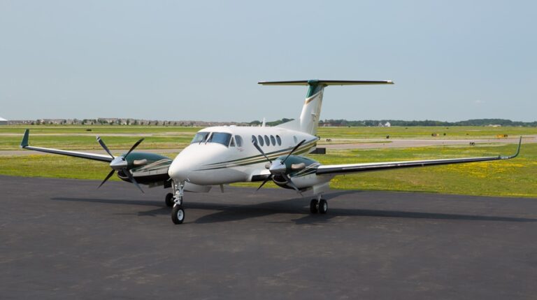 BY-151-Exterior-1-921x515-1