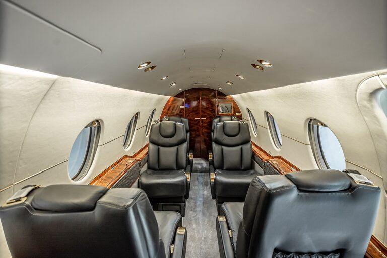 Beechcraft-400A-RK-255-DSC00739