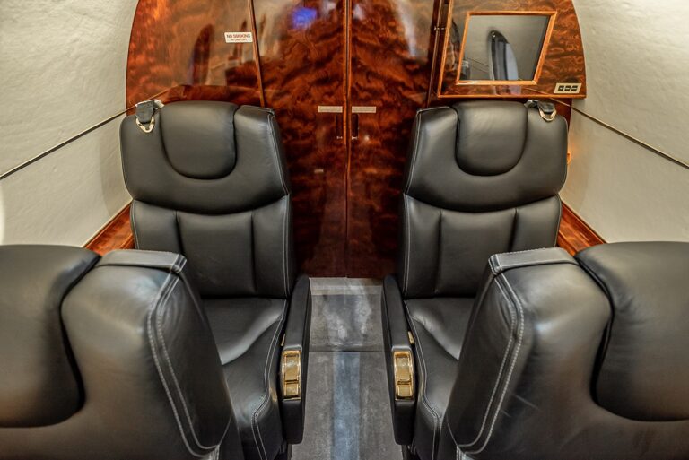 Beechcraft-400A-RK-255-DSC00747