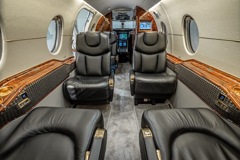 Beechcraft-400A-RK-255-DSC00790