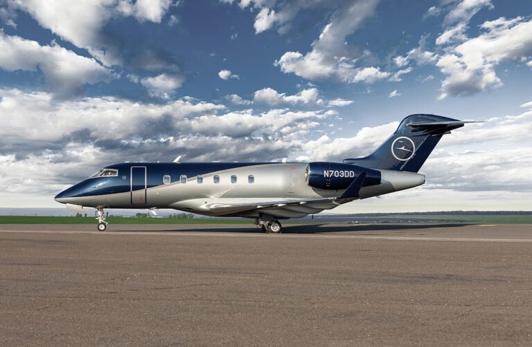 Challenger-300-29-1