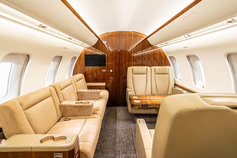 Challenger-650-3