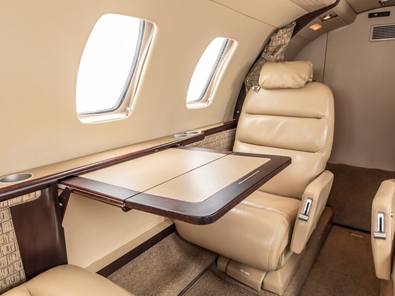 Citation-CJ1-N7895Q-7