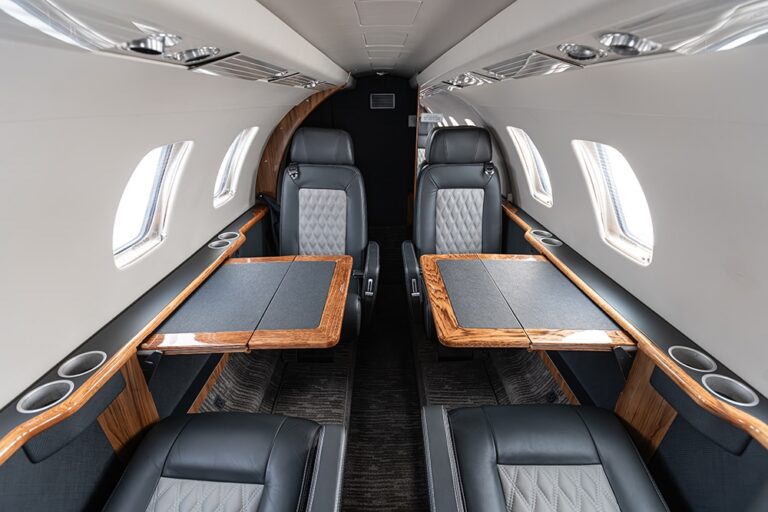 Citation-CJ1-N918BK-13