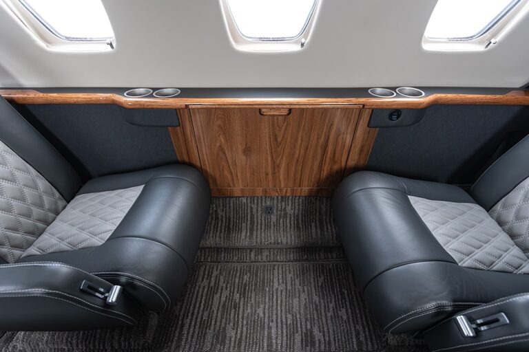 Citation-CJ1-N918BK-7