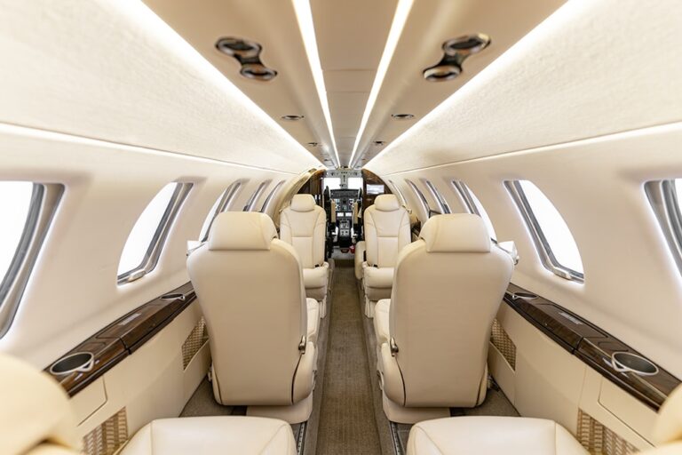 Citation-CJ4-N513AL-5