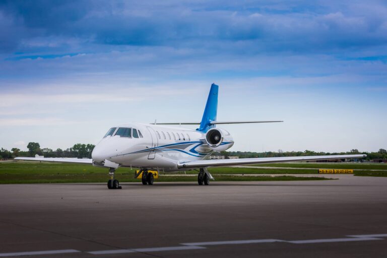 Citation-Sovereign_Elliott_Aviation_by_FossImagery_053_NoN