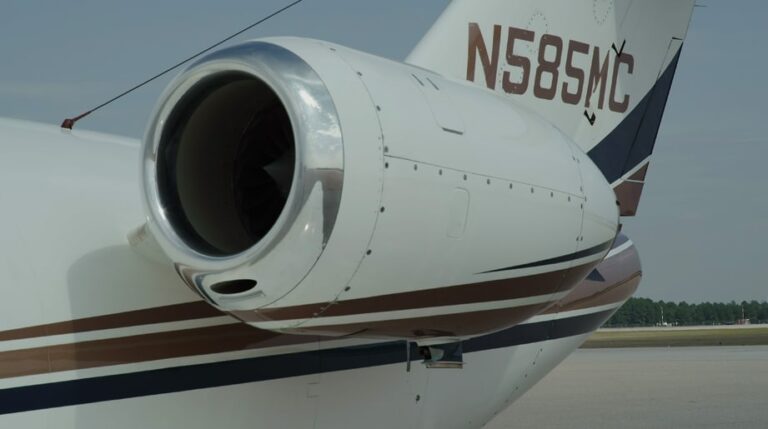 Engine-CU-921-x-515-ppi