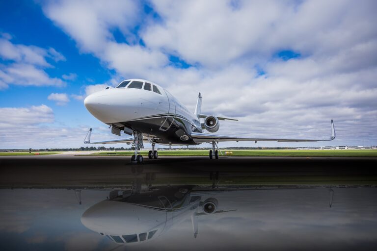 Falcon-2000LX_1200x800