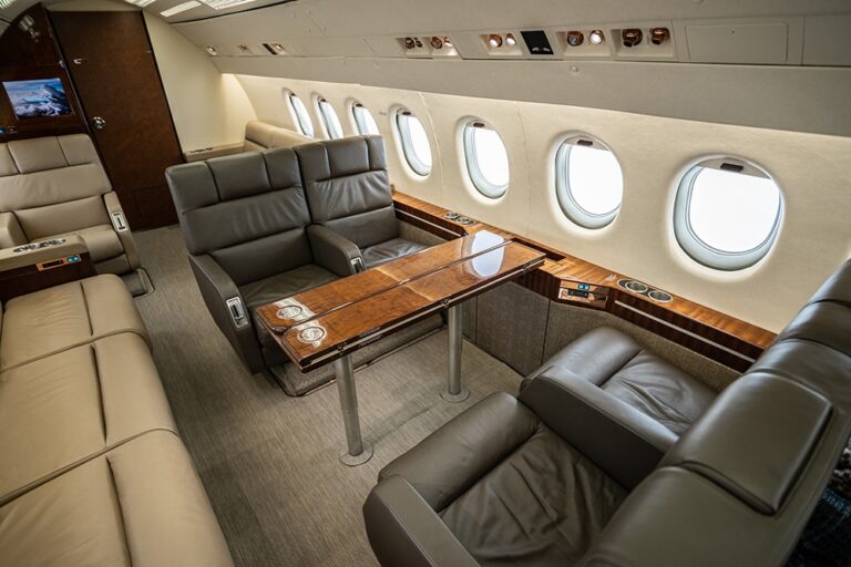 Falcon900B-N910JW-12