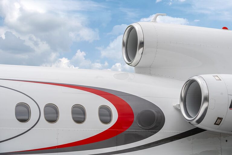 Falcon900B-N910JW-47