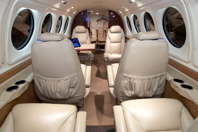 Full-Aft-Cabin-1-1200-x-800