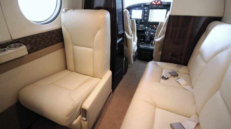 Fwd-divan-921-x-515