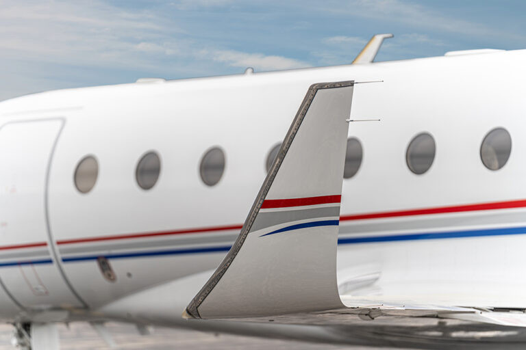 Gulfstream-G280-N905G-7