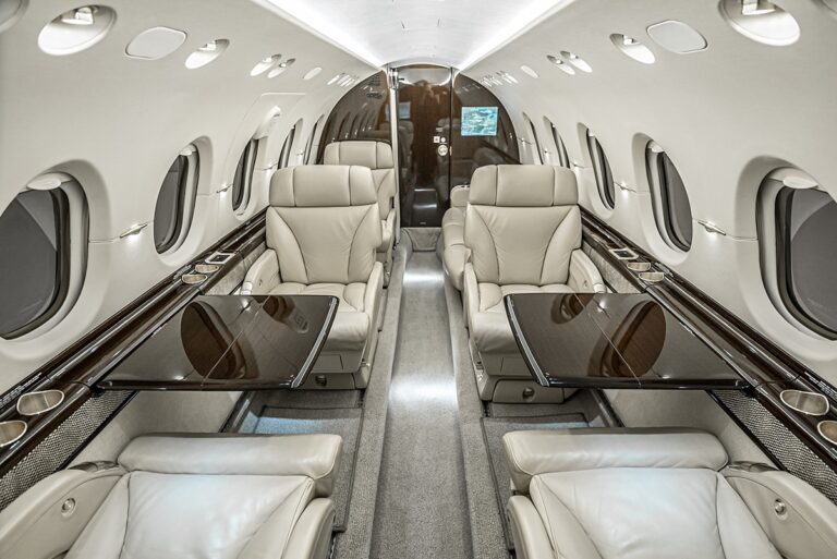 HA-117_interior_4
