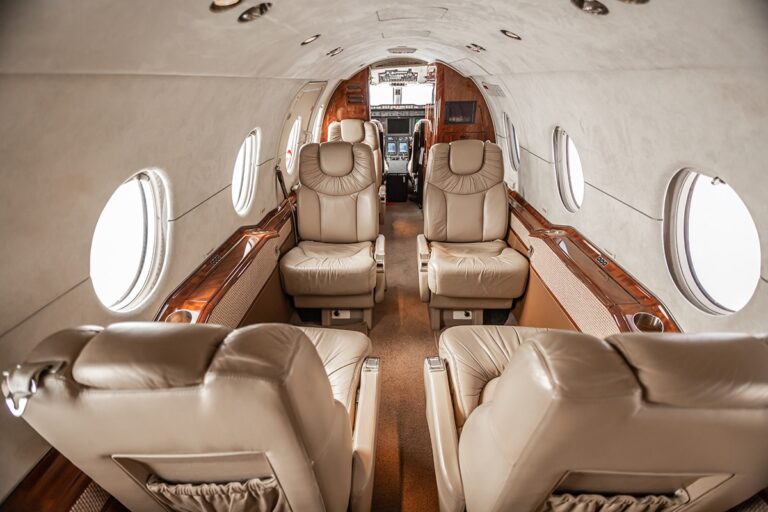 Hawker-400XP-RK-0472-19-of-36