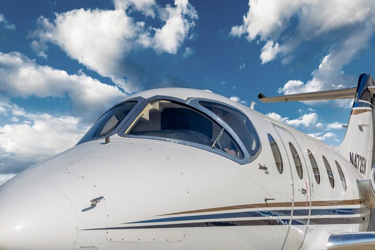 Hawker-400XP-RK-0472-35-of-36