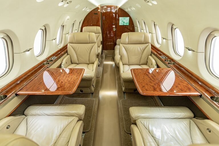 Hawker-900XP-N887PC-22