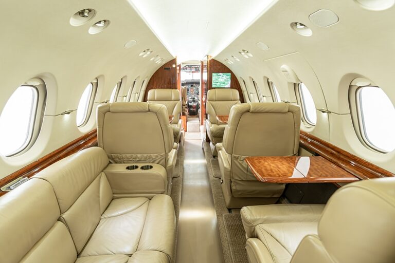 Hawker-900XP-N887PC-28