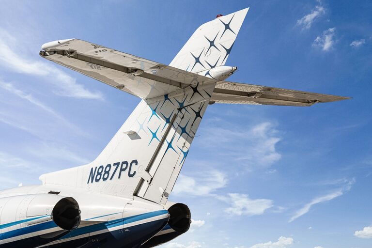 Hawker-900XP-N887PC-61