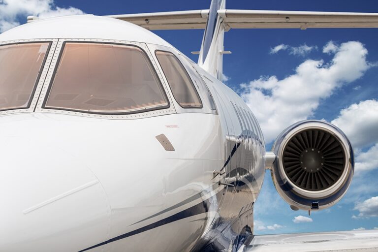 Hawker850XP-N448H-35