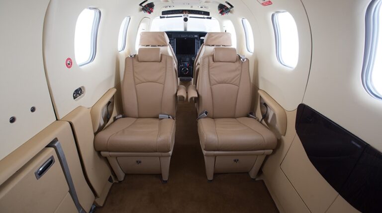 Interior-Aft-Fwd