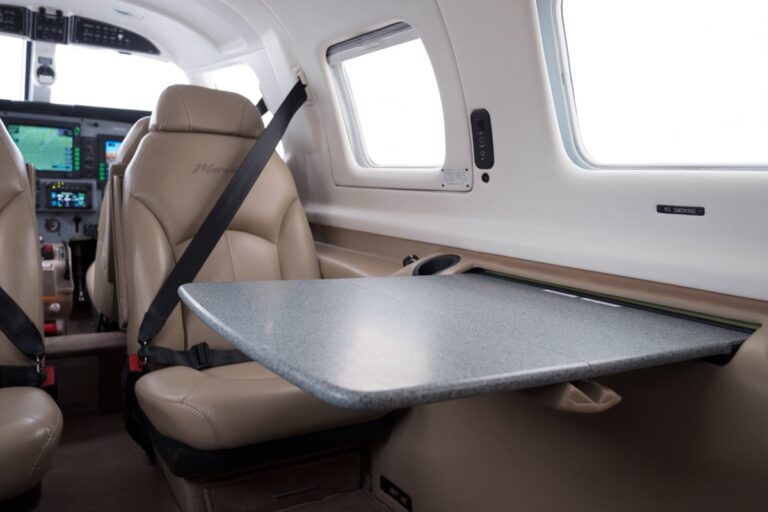 Interior-Aft-Fwd-Angle-Tray_1200x800