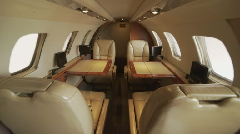 Interior-Wide-921-x-515
