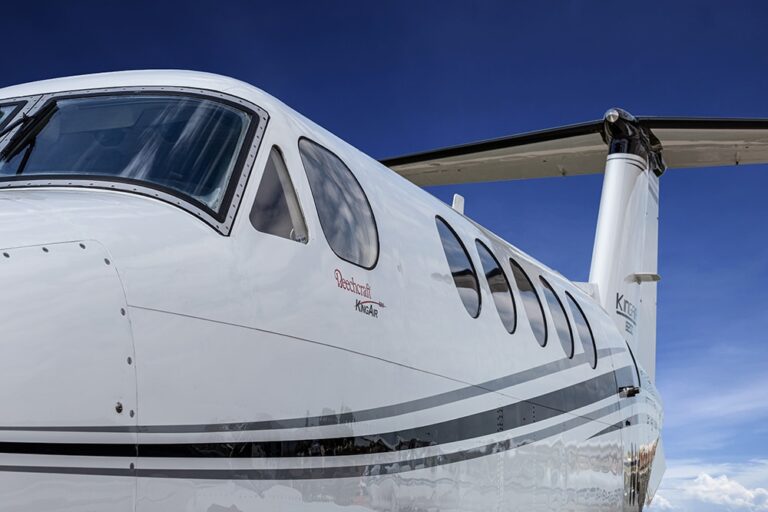 King-Air-200-N436EA-27