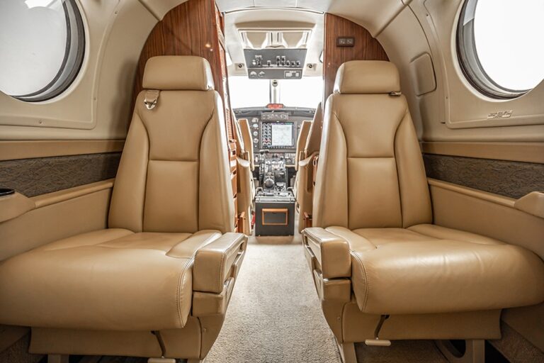 King-Air-200-N436EA-8