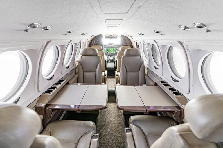 King-Air-250-N155RG-10