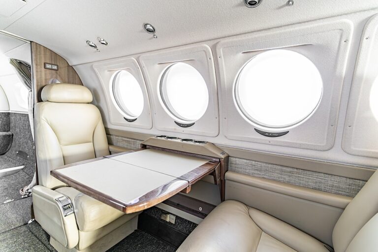 King-Air-250-N155RG-12