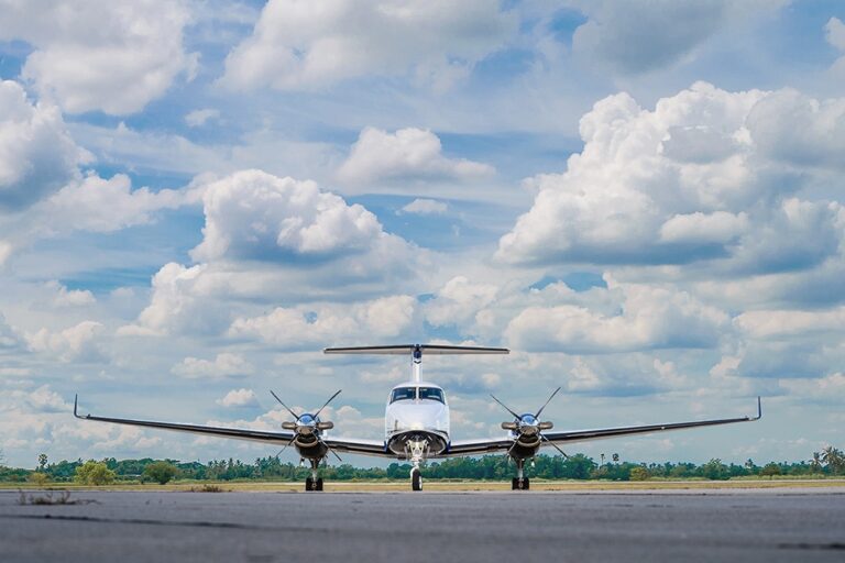 King-Air-250-N155RG-23