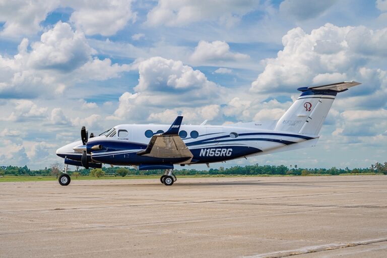 King-Air-250-N155RG-27