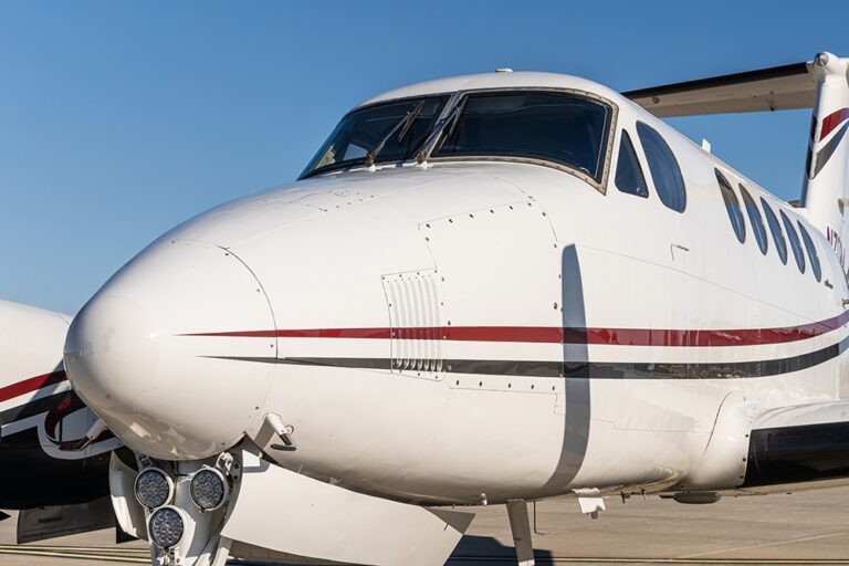 King-Air-B200-N703M-11